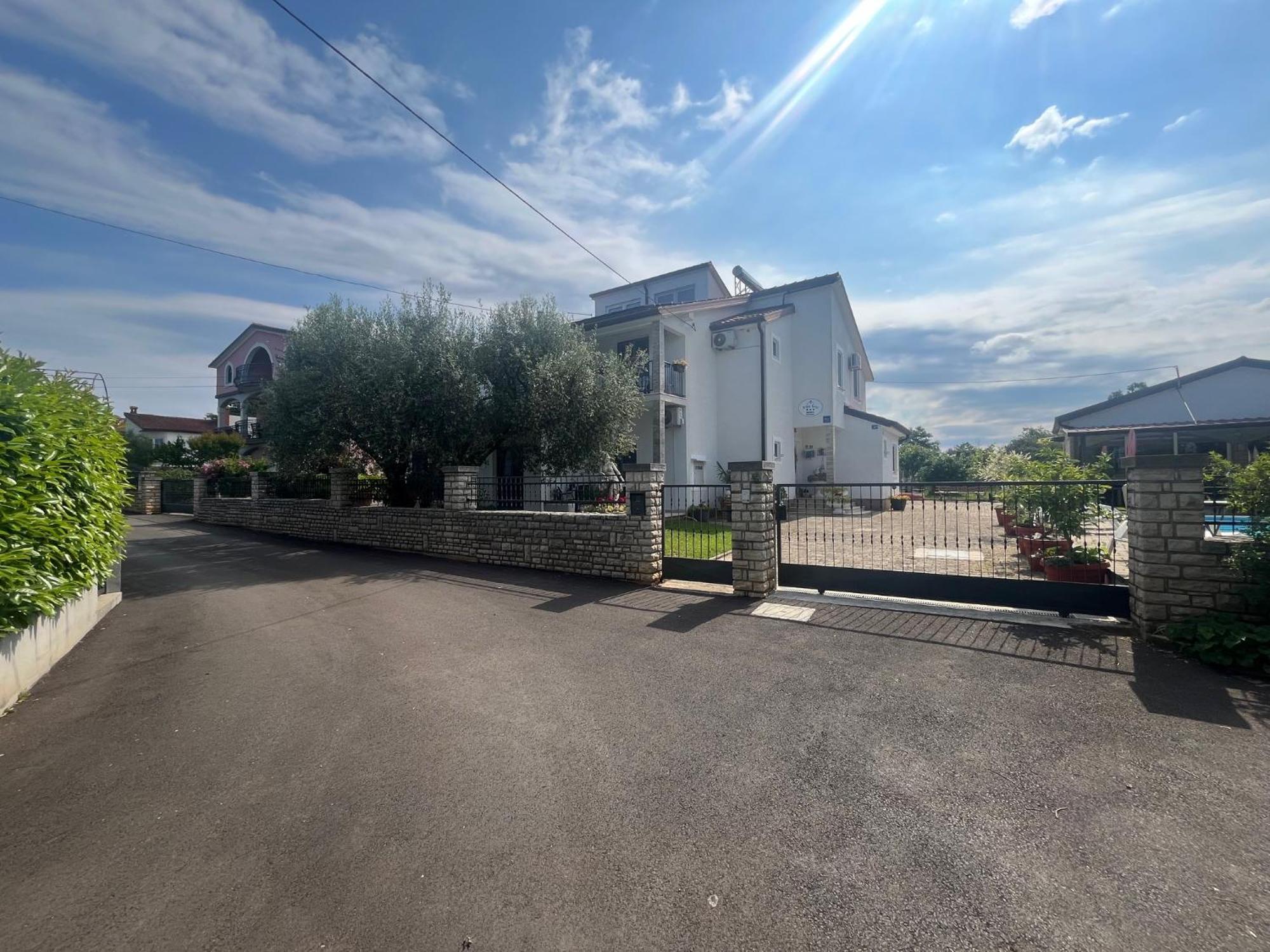 Guest House Sosi Umag Luaran gambar